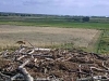 Kleines-Braunkehlchen-im-grossen-Fischadlerhorst